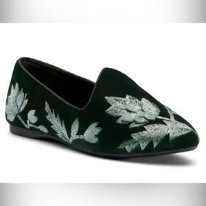 Birdies Heron Flat in Jade Velvet 8